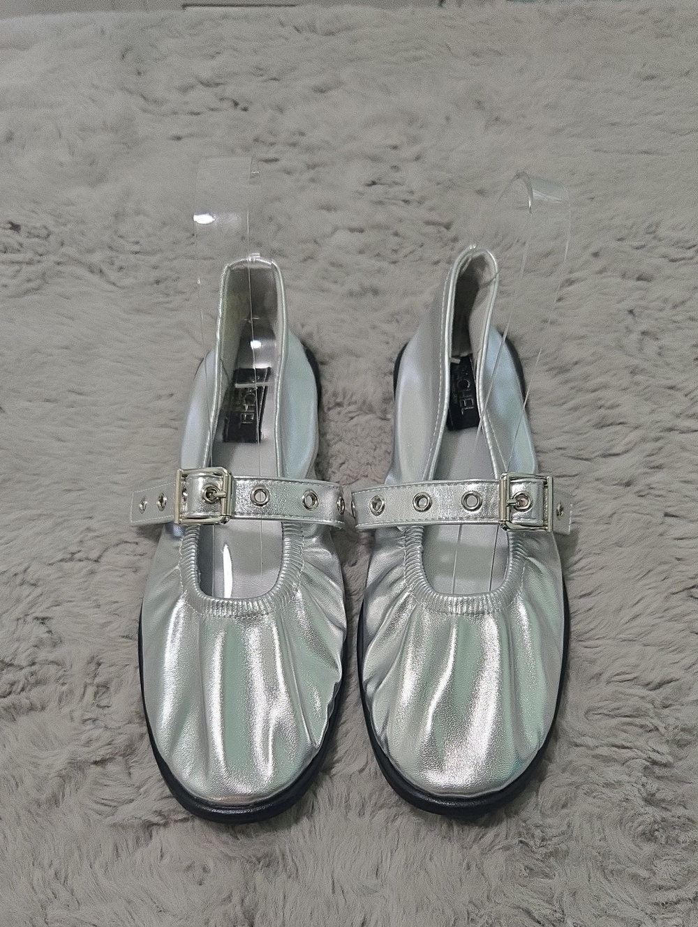 RACHEL Rachel Roy silver buckle details Mary Jane's ballet flats size 8